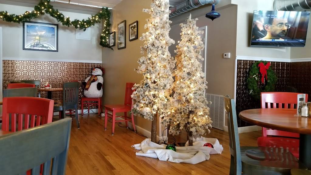 Shannons Deli | restaurant | 11 S Park Ave, Lombard, IL 60148, USA | 6309533354 OR +1 630-953-3354