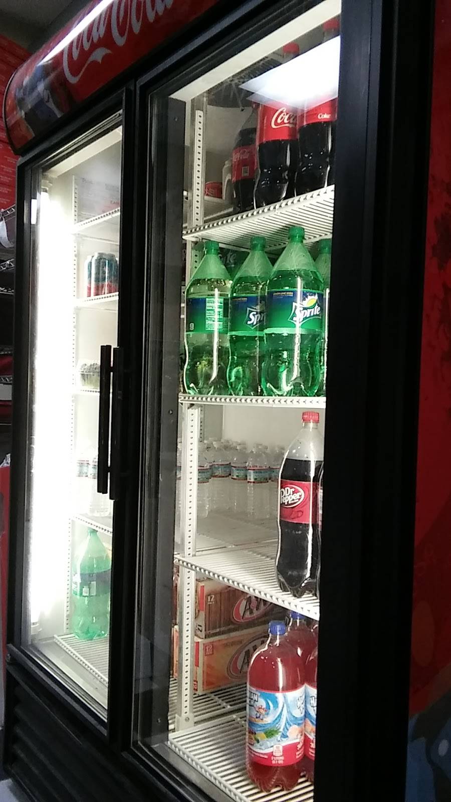 Porkys Pizza | meal delivery | 3918 Atlantic Ave, Long Beach, CA 90807, USA | 5629898888 OR +1 562-989-8888