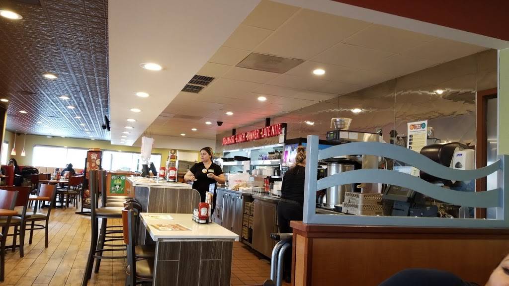 Dennys | restaurant | 4324 Salida Blvd, Salida, CA 95368, USA | 2095453326 OR +1 209-545-3326