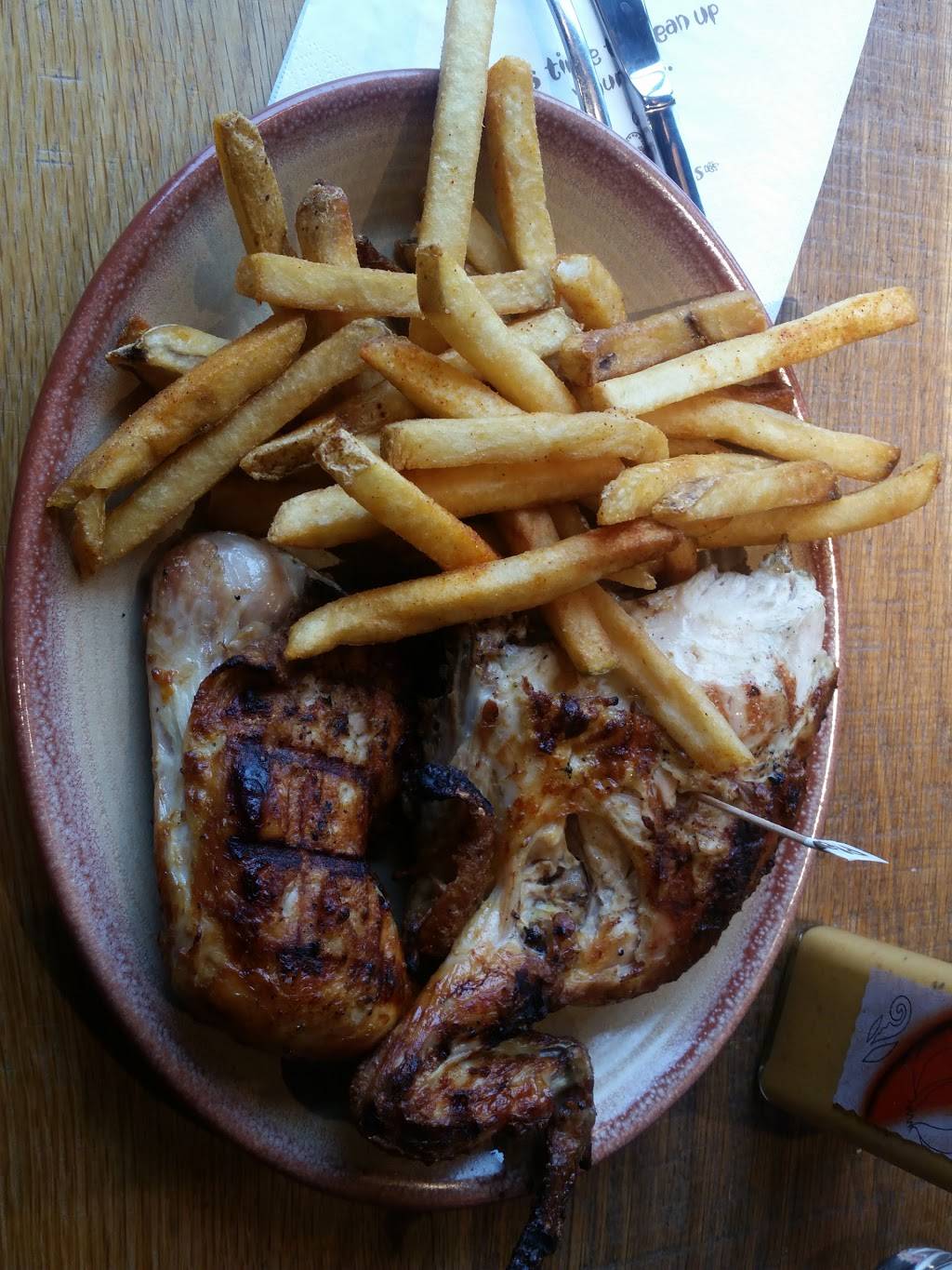 Nandos PERi-PERi | restaurant | 7400 Baltimore Ave, College Park, MD 20740, USA | 2405828420 OR +1 240-582-8420