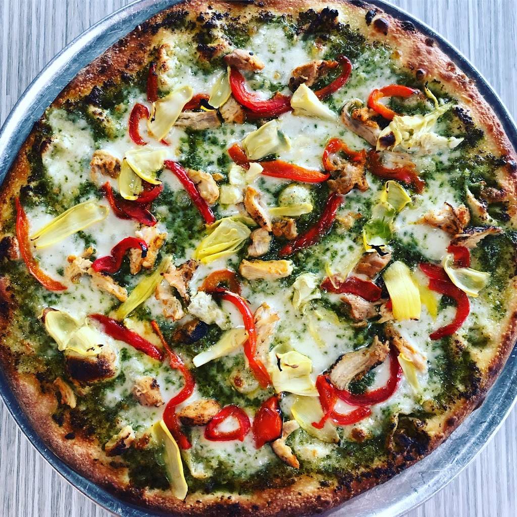 Novellas Pizza | restaurant | 56849 Grand River Ave, New Hudson, MI 48165, USA | 2486173371 OR +1 248-617-3371