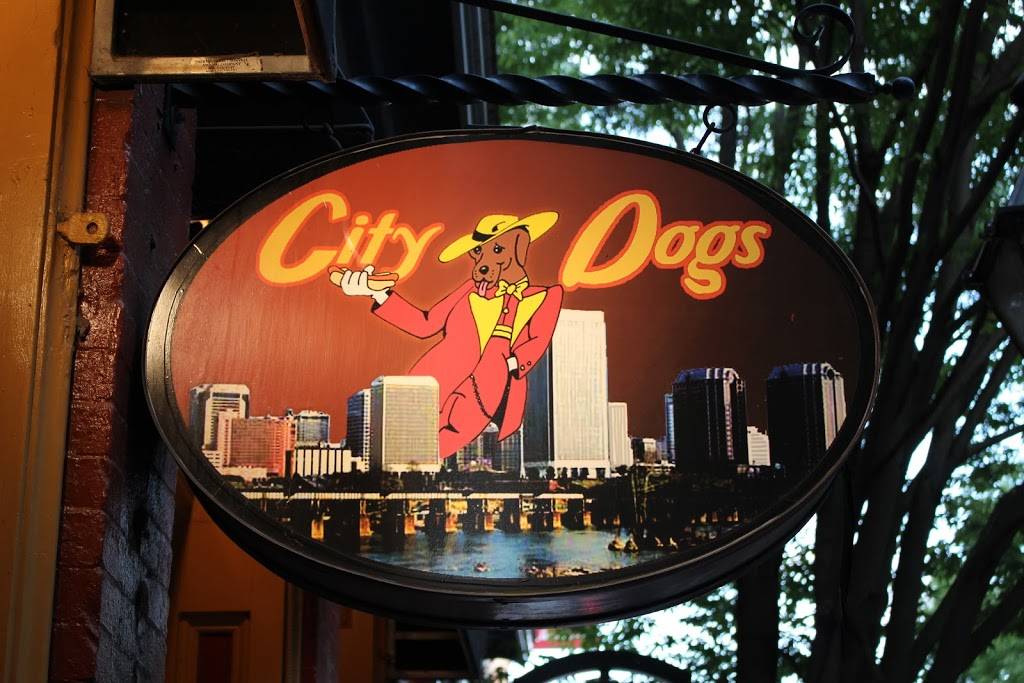 City Dogs | restaurant | 1316 E Cary St, Richmond, VA 23219, USA | 8043433647 OR +1 804-343-3647