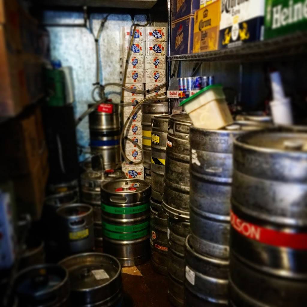 True Grit Tavern | restaurant | 20800 N John Wayne Pkwy #101, Maricopa, AZ 85139, USA | 5205685338 OR +1 520-568-5338