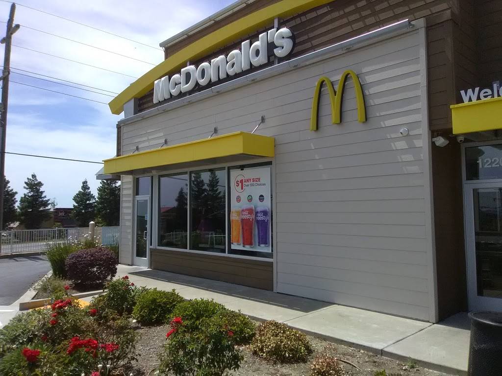 McDonalds | cafe | 12201 Trade Center Dr, Jackson, CA 95642, USA | 2092231577 OR +1 209-223-1577