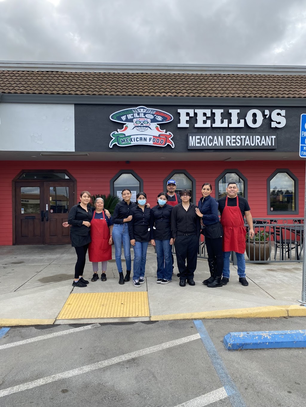 Fellos Mexican Food | restaurant | 1160 N Main St, Manteca, CA 95336, USA | 2096243931 OR +1 209-624-3931