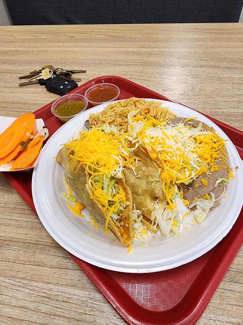 Ronaldos Taco Shop | restaurant | 27620 Marguerite Pkwy, Mission Viejo, CA 92692, USA | 9493887233 OR +1 949-388-7233