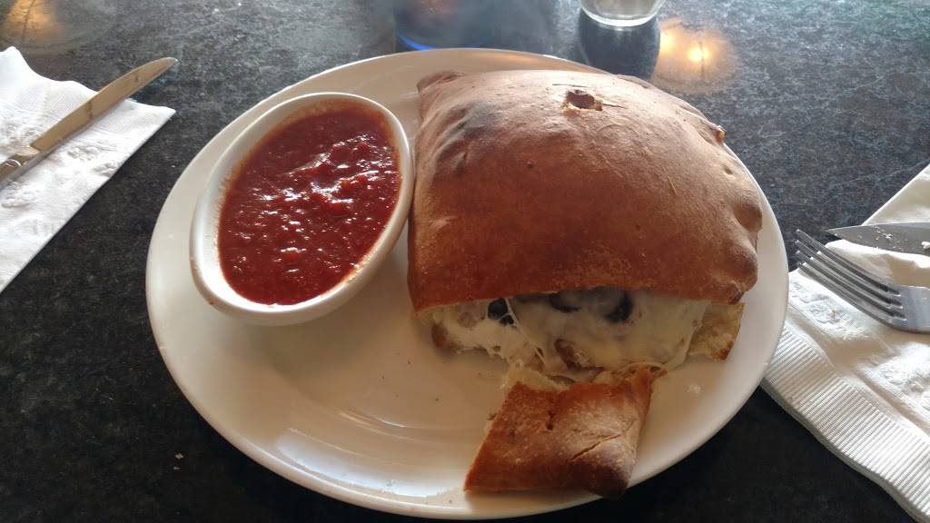 Salis Pizza & Pasta | meal takeaway | 3296, 1238 Belt Line Rd #310, Garland, TX 75040, USA | 9724140177 OR +1 972-414-0177