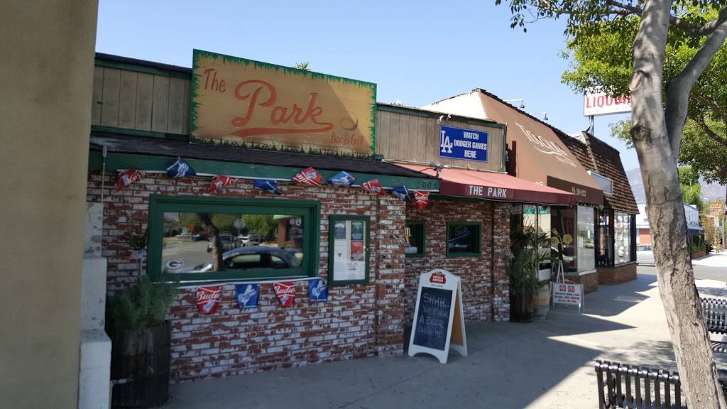 The Park Bar & Grill | restaurant | 2007 W Burbank Blvd, Burbank, CA 91506, USA | 8185576561 OR +1 818-557-6561