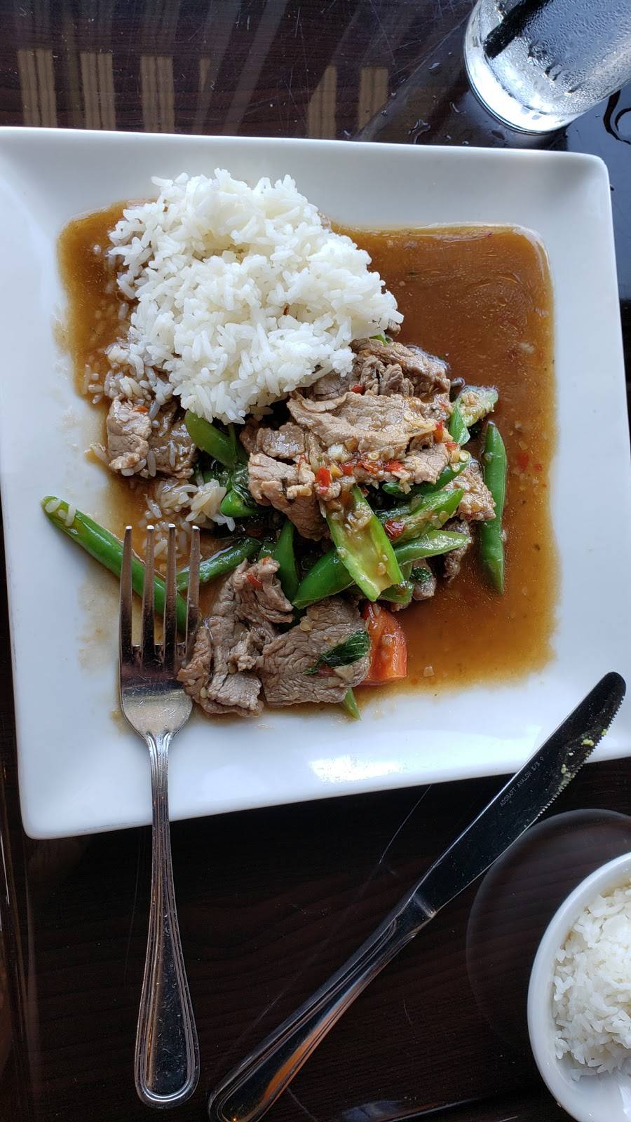 Busaba Thai | cafe | 6448 Trading Square, Haymarket, VA 20169, USA | 7037530999 OR +1 703-753-0999