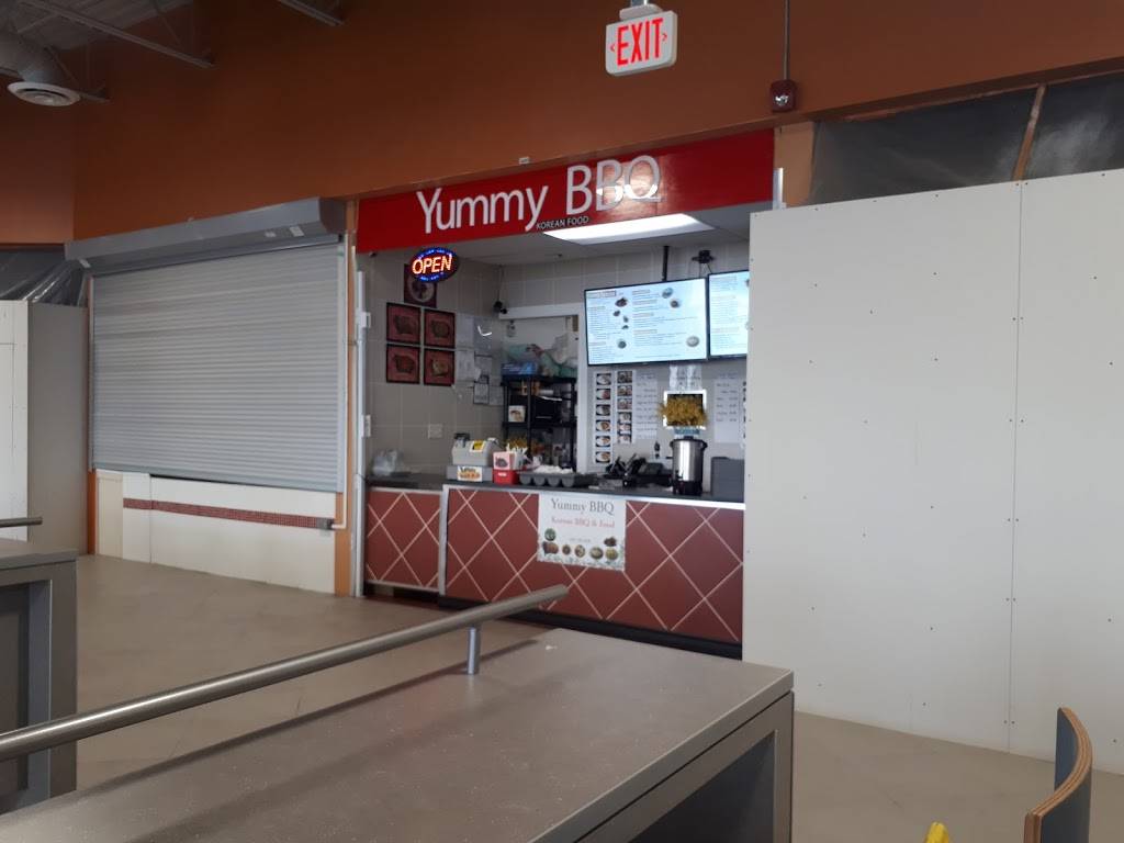 Yummy BBQ | restaurant | 16 Mallard Rd, North York, ON M3B 3N1, Canada | 6477485158 OR +1 647-748-5158