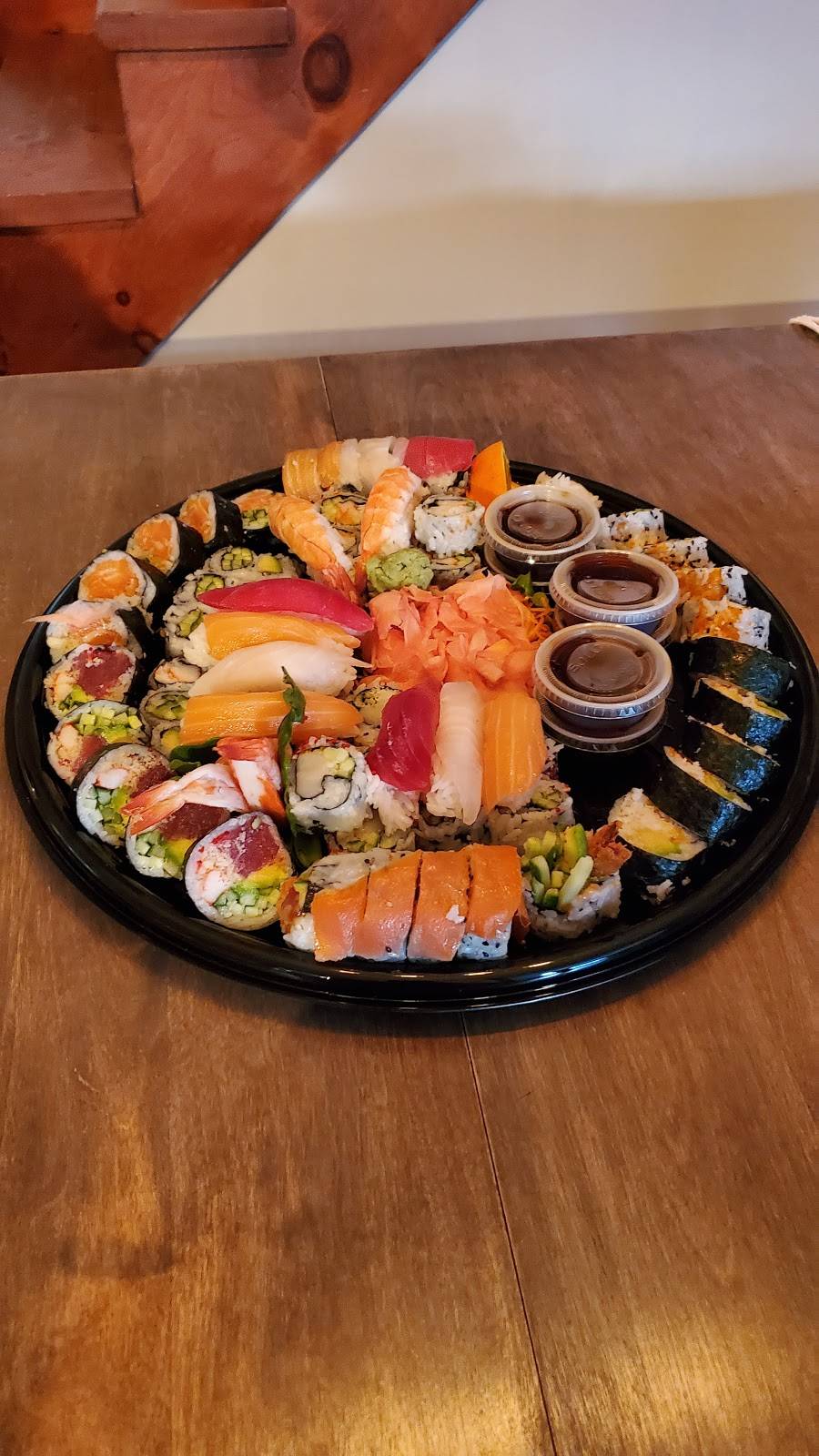St-Adèle Sushi | restaurant | 555 Boulevard de Sainte-Adèle, Sainte-Adèle, QC J8B 1A7, Canada | 4502298388 OR +1 450-229-8388