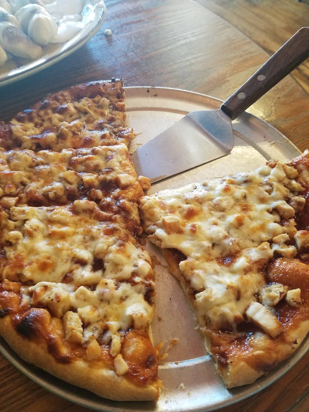 Boondocks Pizza LLC | restaurant | 111 N Main St, Bellevue, MI 49021, USA | 2697639339 OR +1 269-763-9339