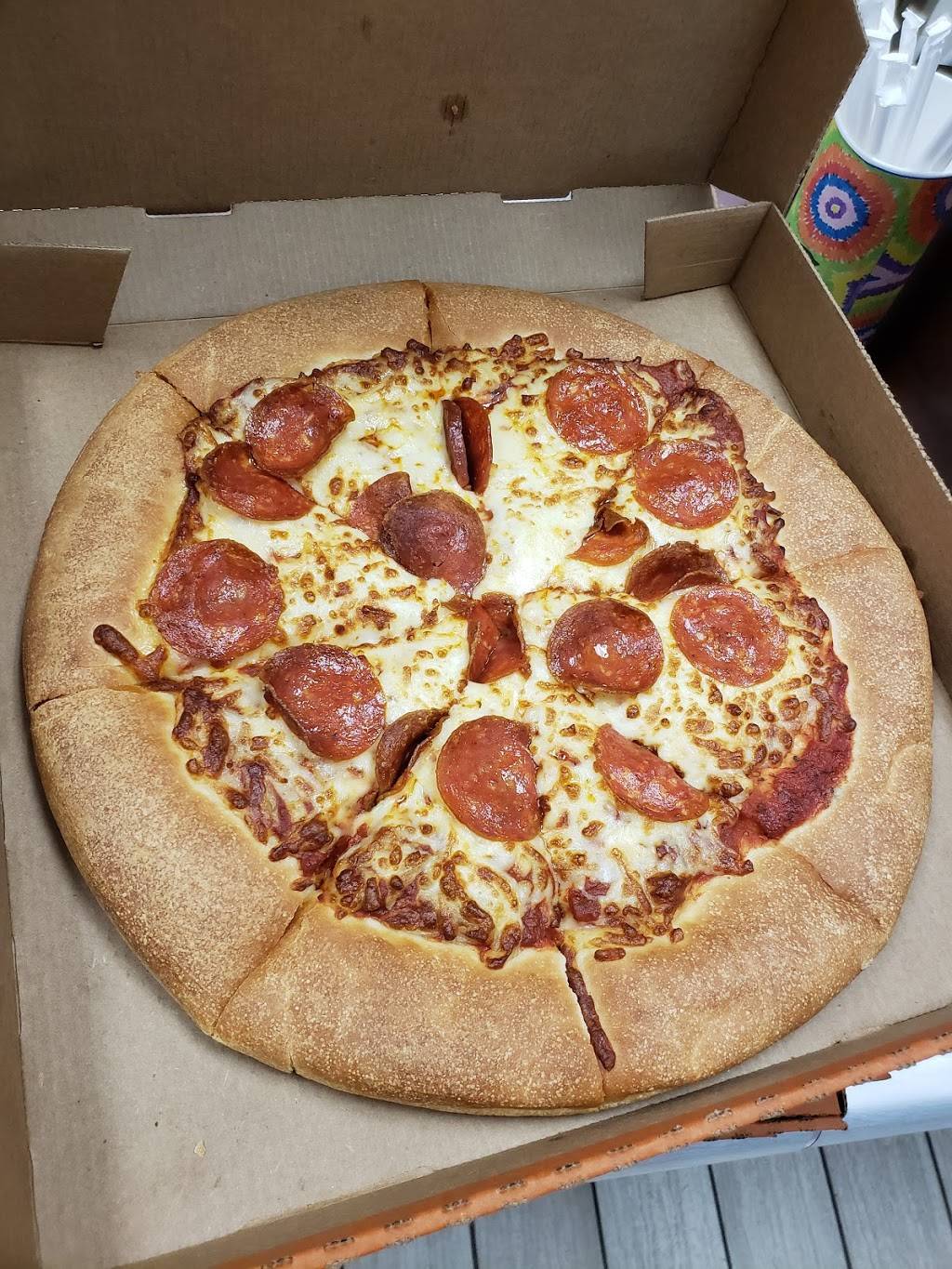 Little Caesars Pizza | meal takeaway | 164 Camp Creek Pkwy, Gordonsville, VA 22942, USA | 5403955916 OR +1 540-395-5916