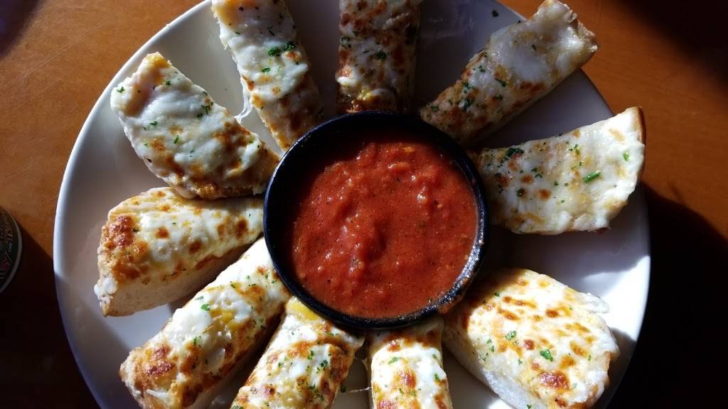 The Old Spaghetti Factory | meal takeaway | 210 S Meridian St, Indianapolis, IN 46225, USA | 3176356325 OR +1 317-635-6325