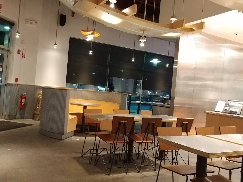 Chipotle Mexican Grill | restaurant | 1 Worcester Rd Ste 5, Framingham, MA 01701, USA | 5088790823 OR +1 508-879-0823