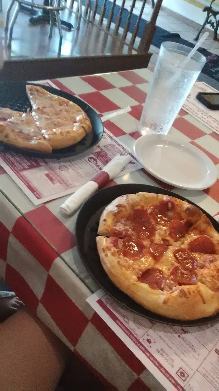 Pizza Forum | restaurant | 120 S Main St, Kendallville, IN 46755, USA | 2603439699 OR +1 260-343-9699