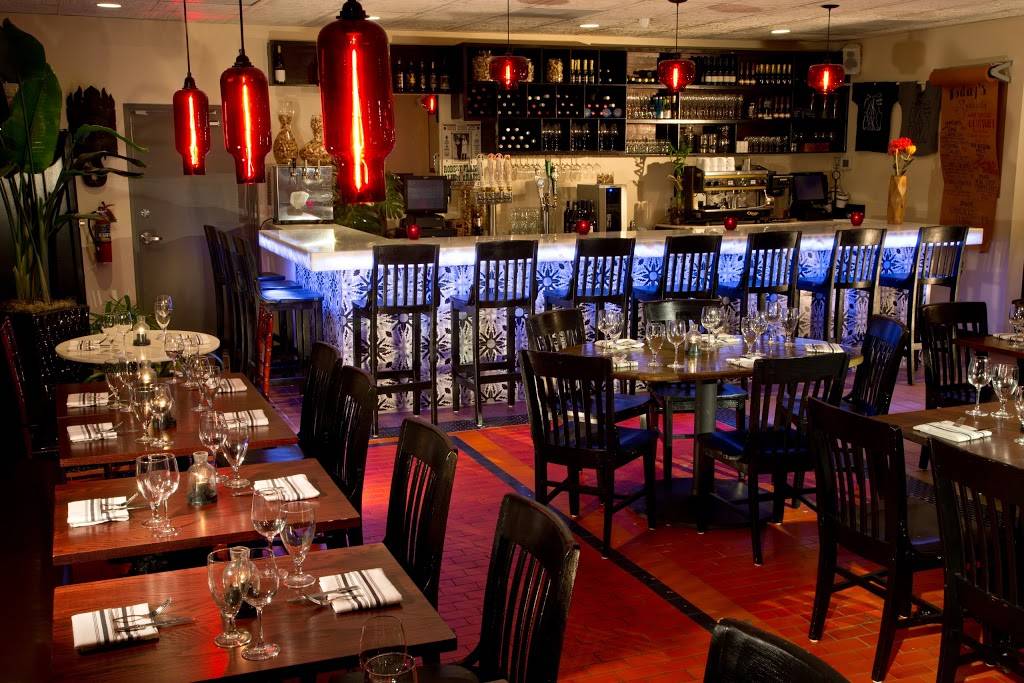 The Cook and The Cork | restaurant | 9890 W Sample Rd, Coral Springs, FL 33065, USA | 9542272665 OR +1 954-227-2665