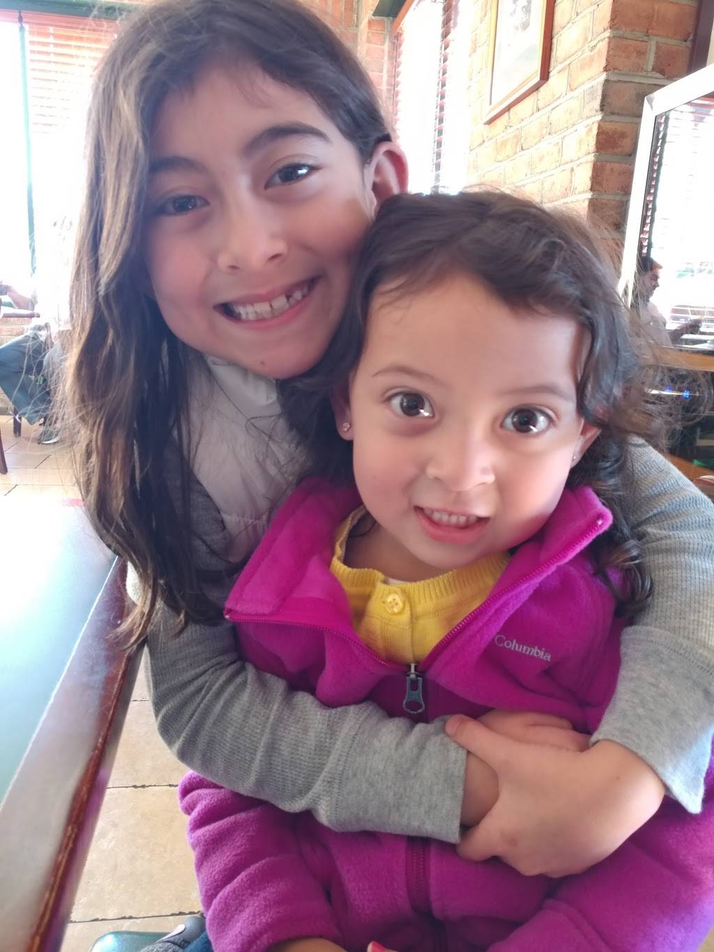 Vittorios Pizza | restaurant | 21 Cedar Swamp Rd, Glen Cove, NY 11542, USA | 5167597510 OR +1 516-759-7510