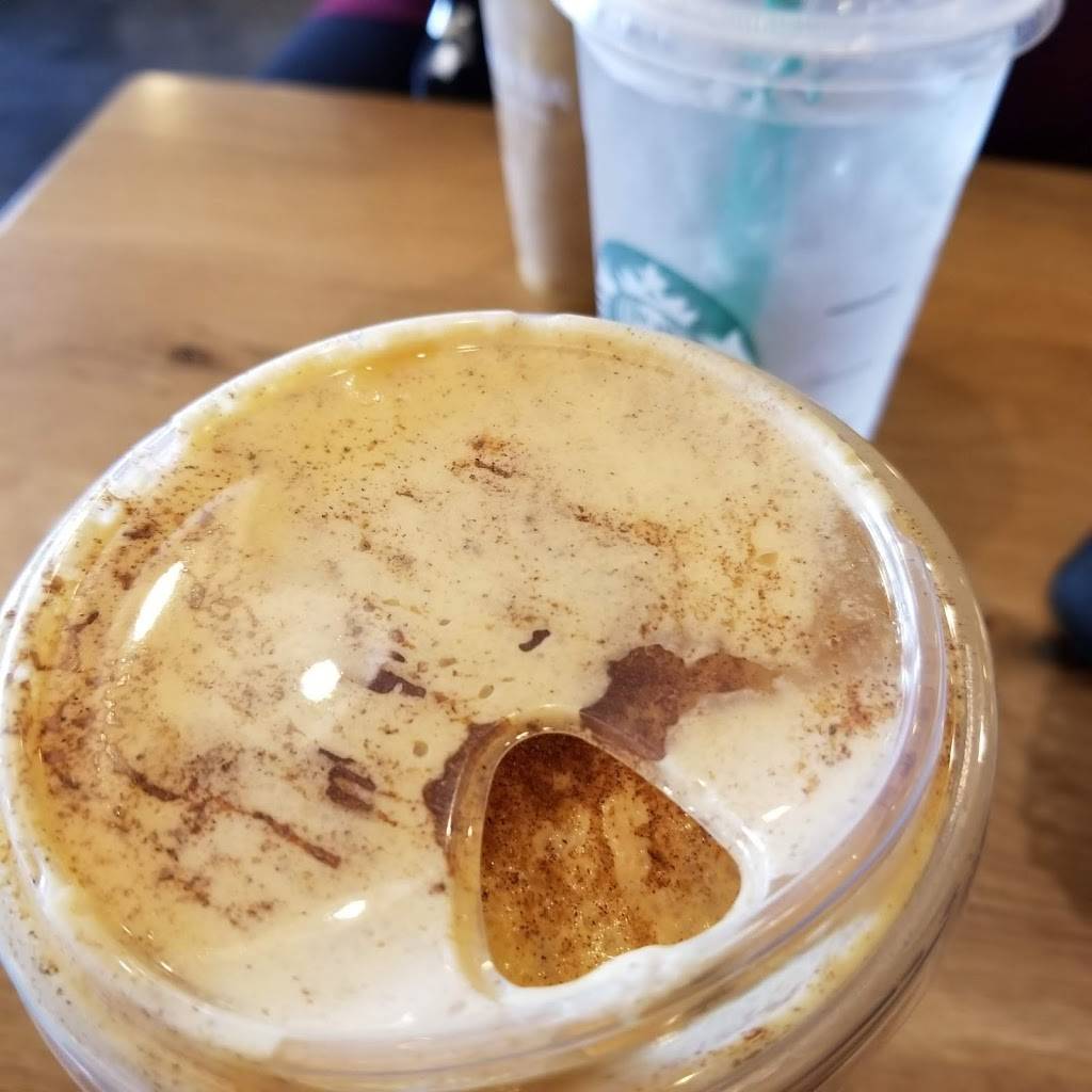 Starbucks | cafe | 28050 Hasley Canyon Rd, Castaic, CA 91384, USA | 6616070395 OR +1 661-607-0395