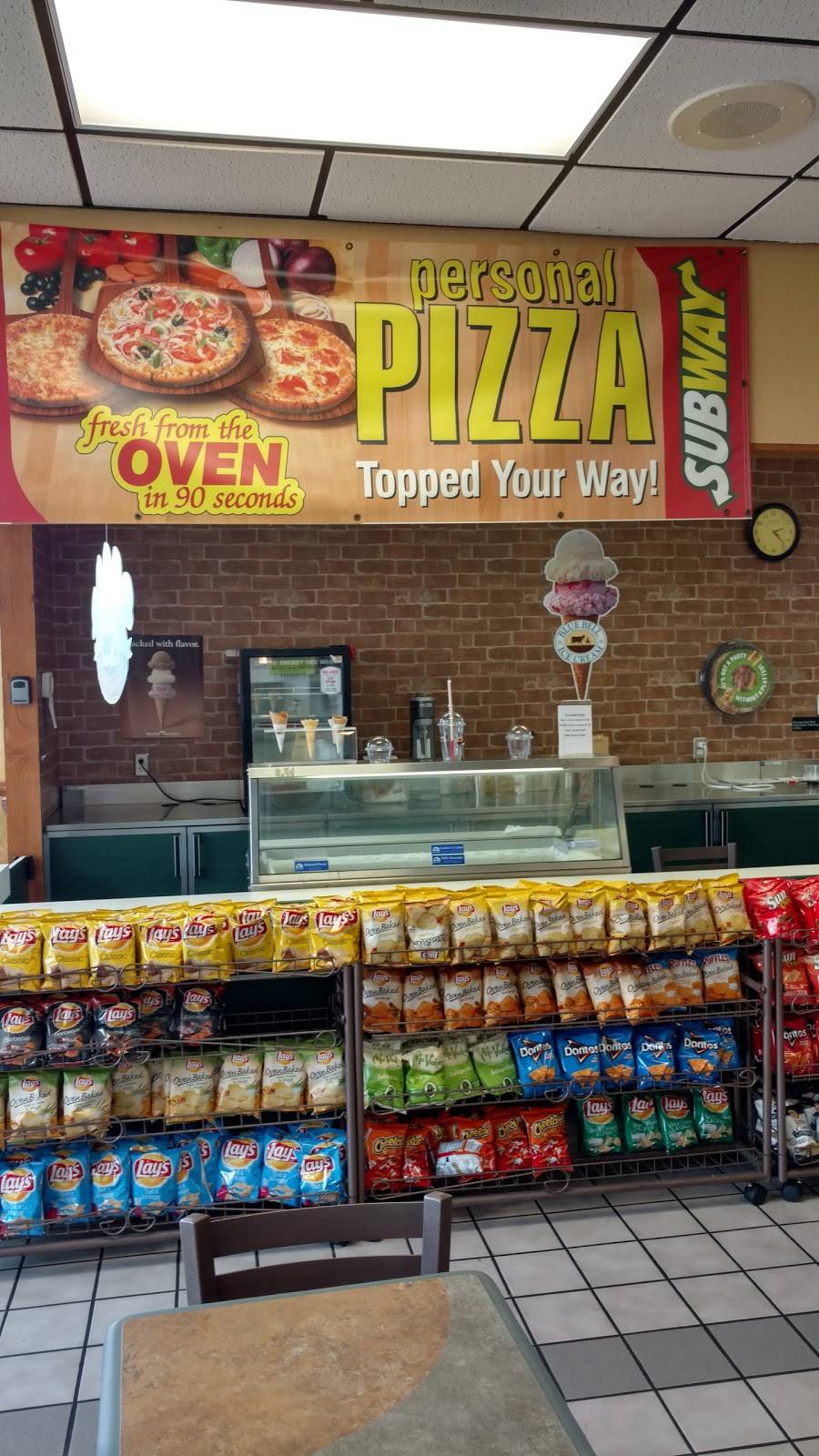 Subway | restaurant | 1329 Walker Chapel Rd, Fultondale, AL 35068, USA | 2058413411 OR +1 205-841-3411