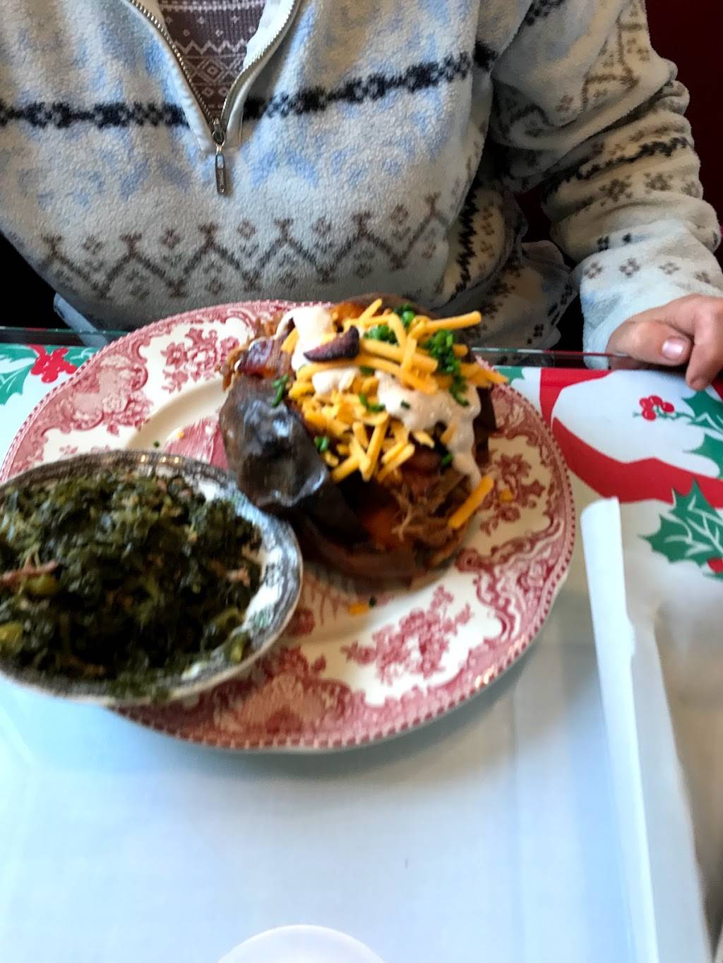 Sweet Taters | restaurant | 102 10th St NW, Conover, NC 28613, USA | 8284695177 OR +1 828-469-5177