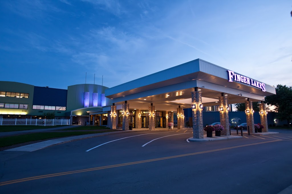 Finger Lakes Gaming & Racetrack | restaurant | 5857 NY-96, Farmington, NY 14425, USA | 5859243232 OR +1 585-924-3232