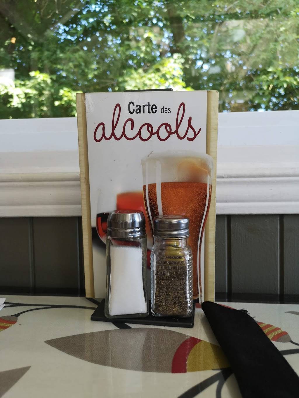 Au Petit Relais | restaurant | 1242 Rue Principale, Batiscan, QC G0X 1A0, Canada | 4183620335 OR +1 418-362-0335