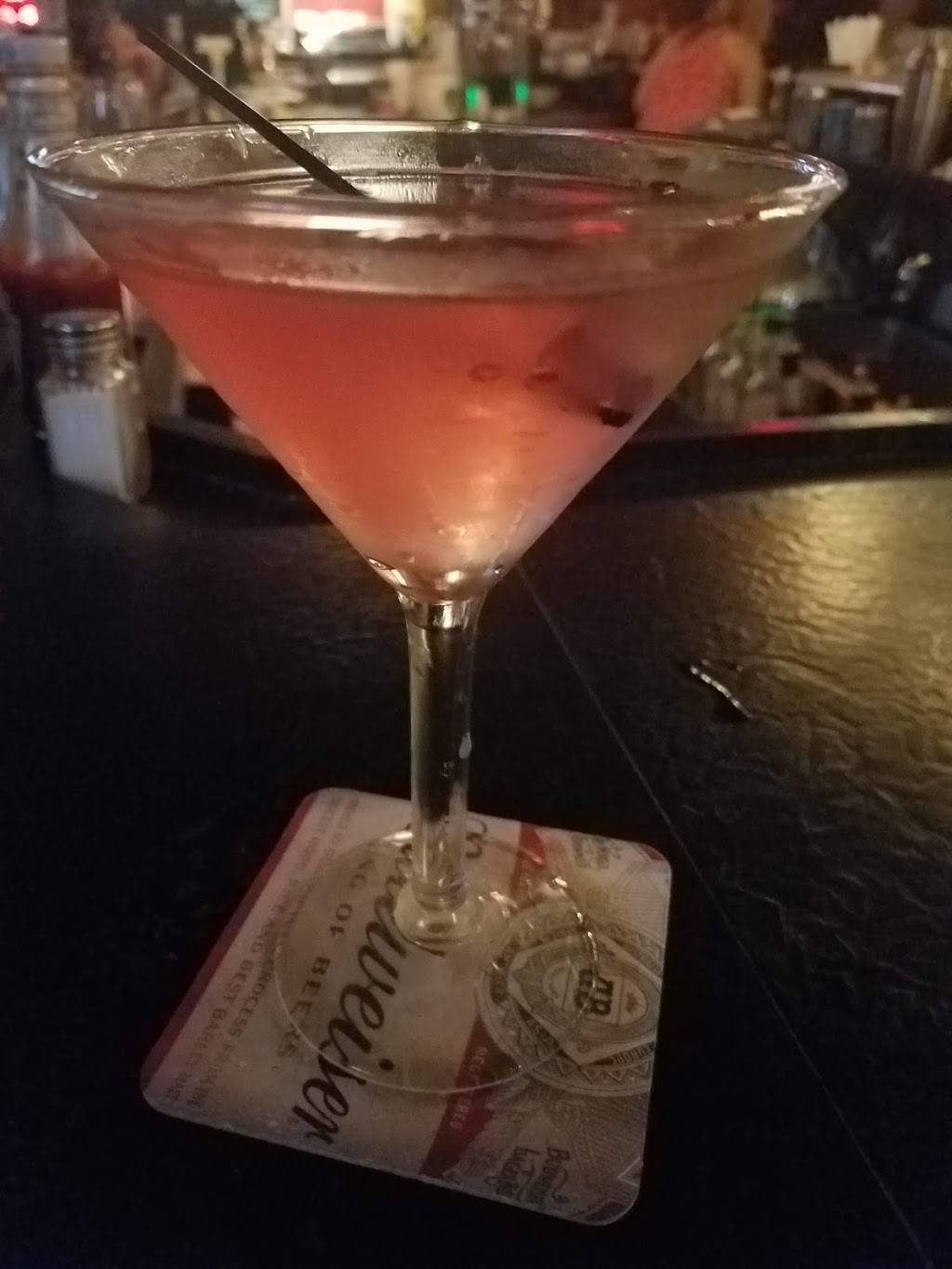 Dee Dees Tavern | restaurant | 647 Watervliet Shaker Rd, Latham, NY 12110, USA | 5187854410 OR +1 518-785-4410