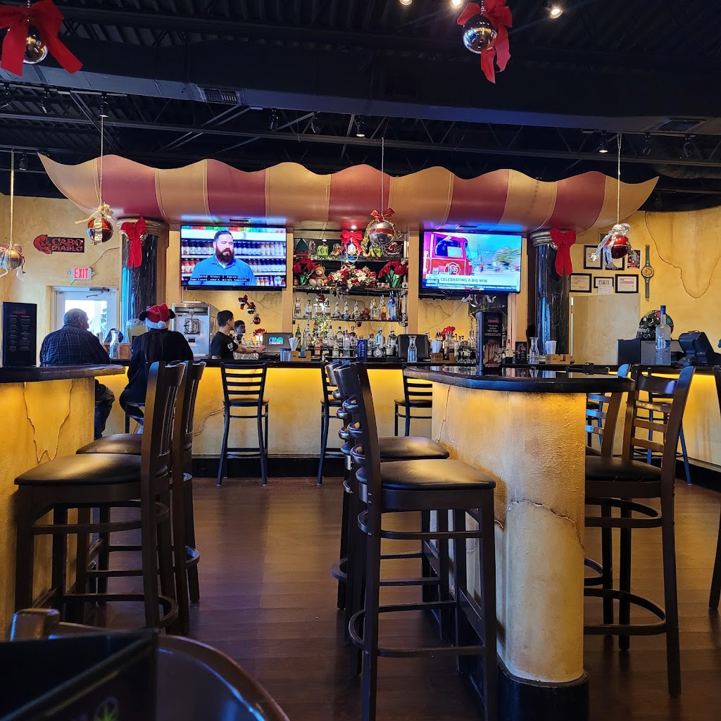 Cabo Bar and Grille | restaurant | 2301 W, US Hwy 77, San Benito, TX 78586, USA | 9562764995 OR +1 956-276-4995