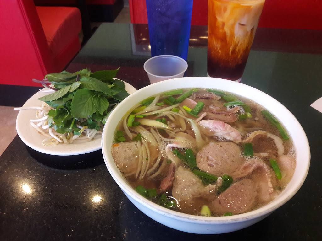 Pho Xpress | restaurant | 310 E Round Grove Rd #100, Lewisville, TX 75067, USA | 4697633299 OR +1 469-763-3299