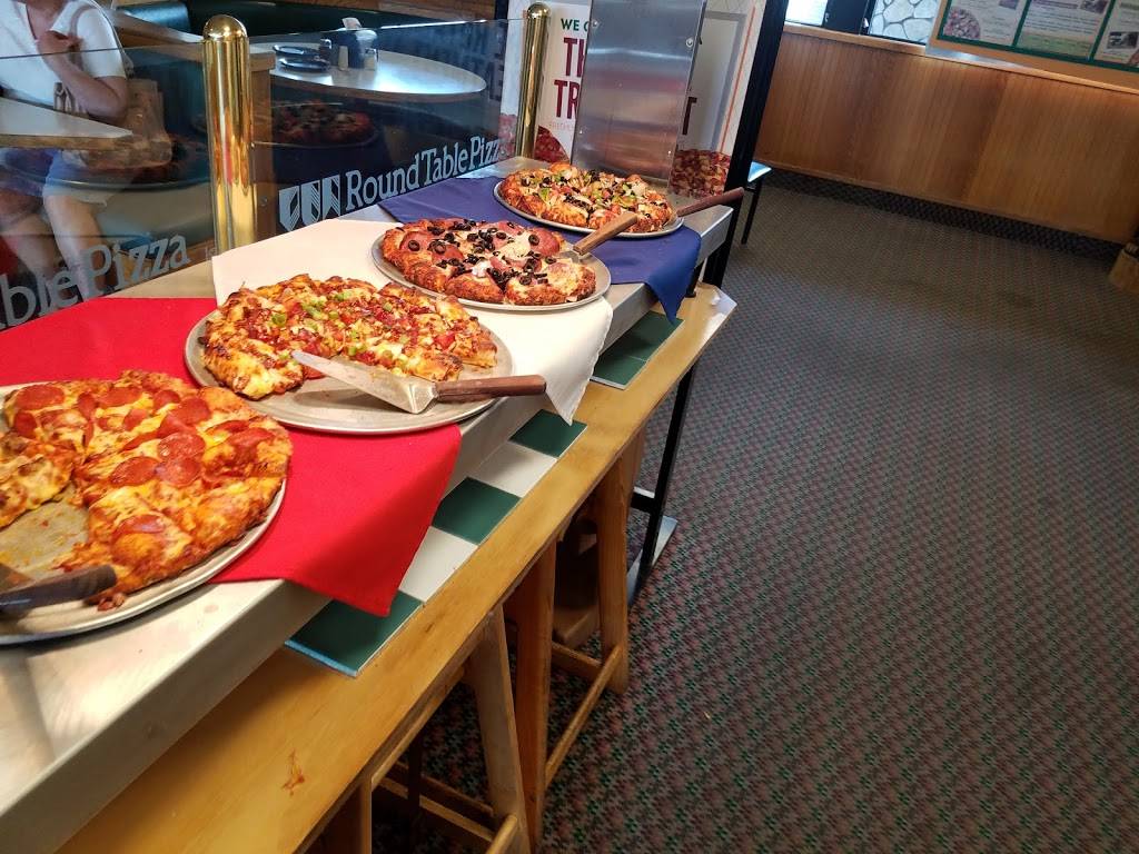 Round Table Pizza | meal delivery | 40034 CA-49 a2, Oakhurst, CA 93644, USA | 5596837472 OR +1 559-683-7472