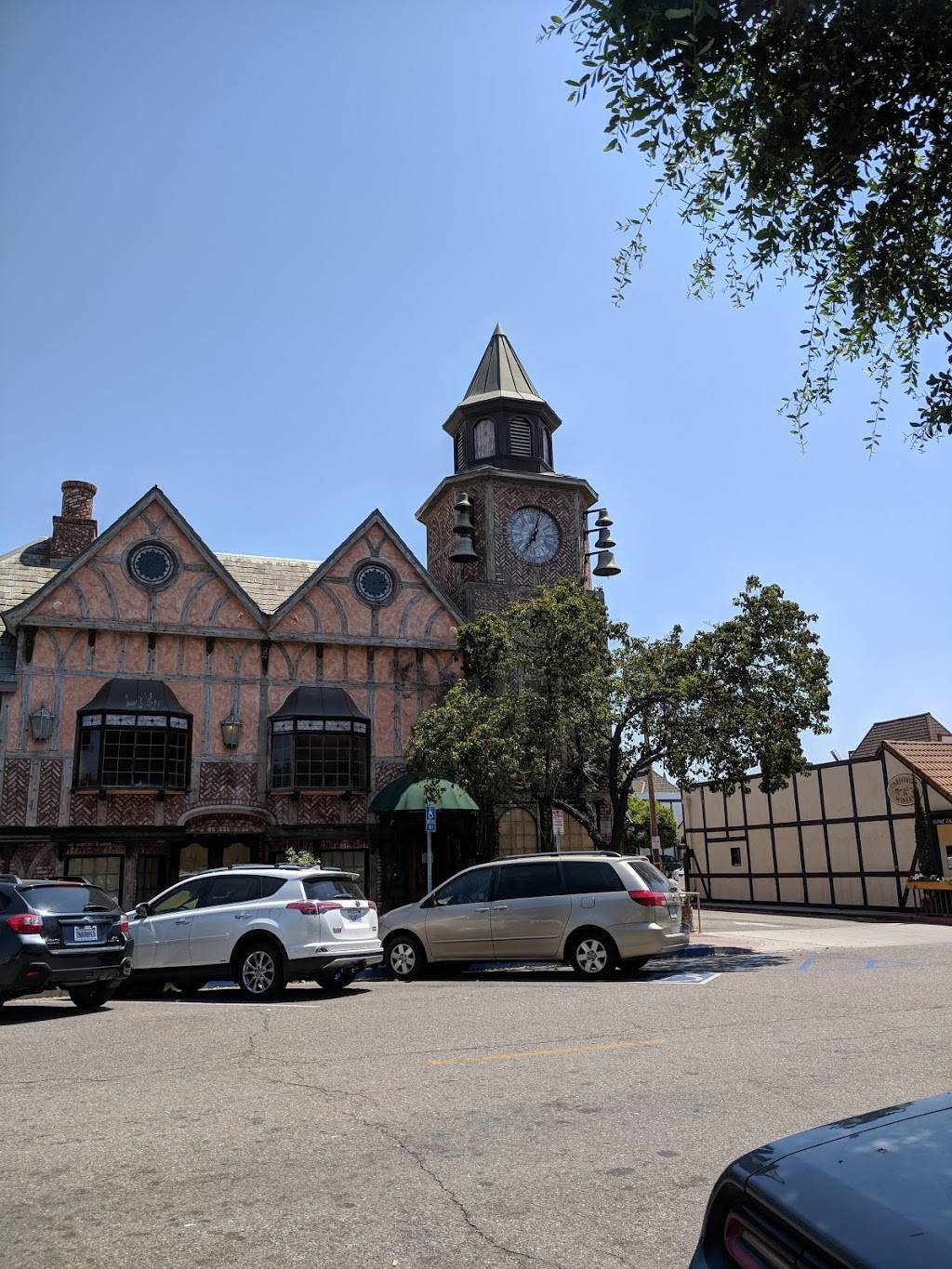 Subway | meal takeaway | 1641 Mission Dr Suite 102, Solvang, CA 93463, USA | 8056887650 OR +1 805-688-7650