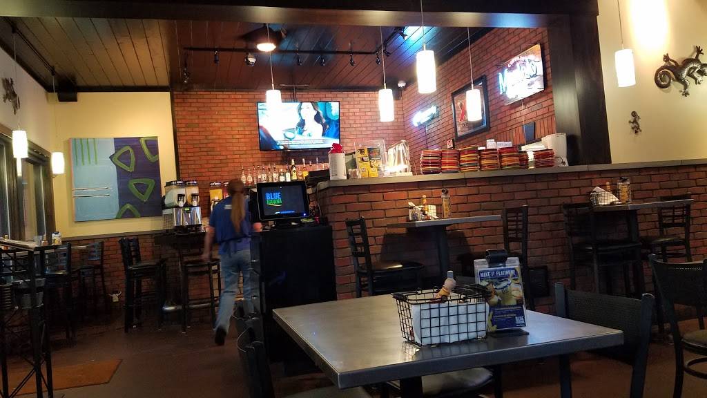 Blue Iguana Mexican Cantina | restaurant | 201 N Cody Rd, Le Claire, IA 52753, USA | 5637291015 OR +1 563-729-1015