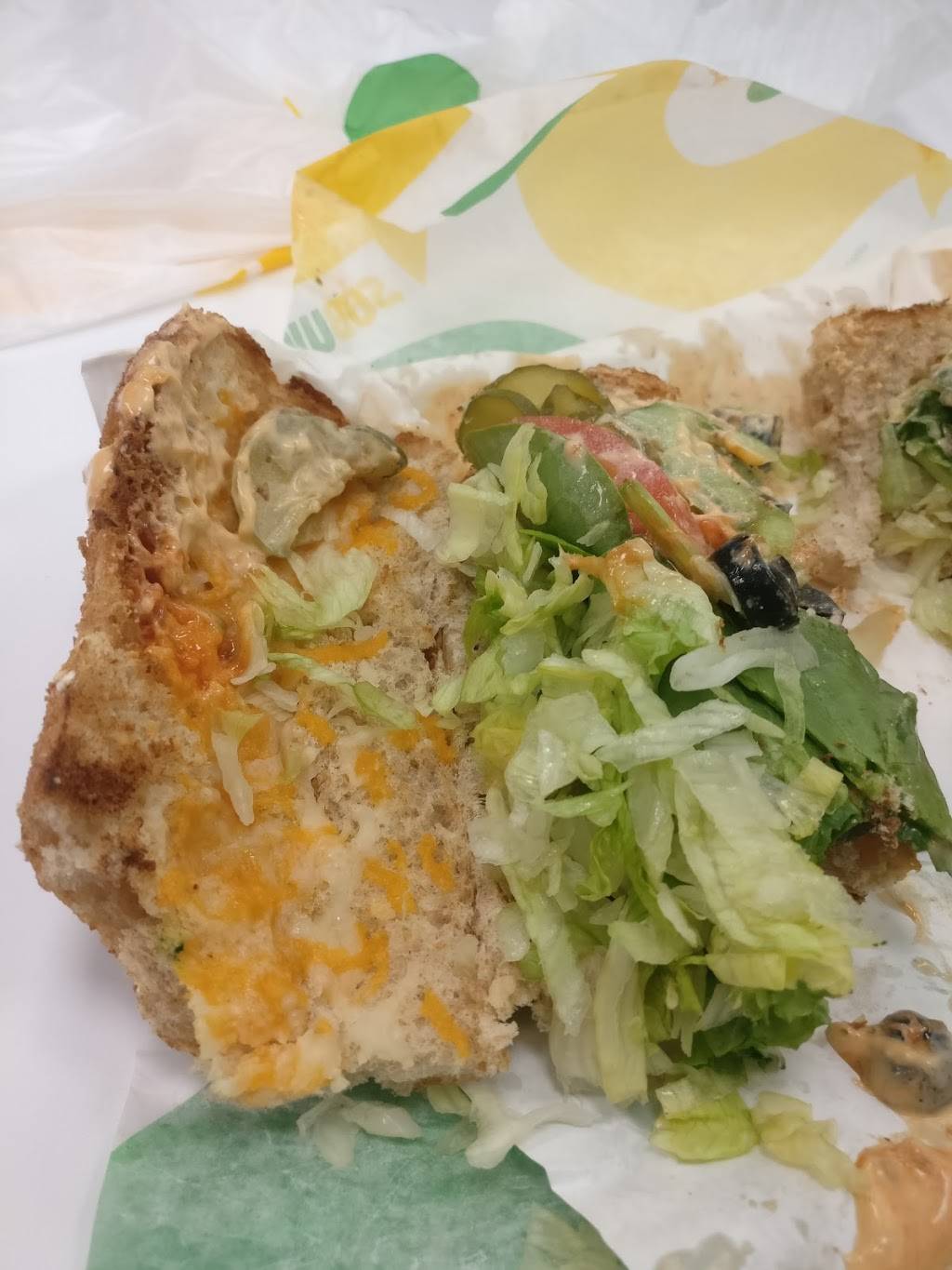 Restaurant SUBWAY | restaurant | 400 Boulevard Saint-Joseph, Drummondville, QC J2C 2A8, Canada | 8194743308 OR +1 819-474-3308