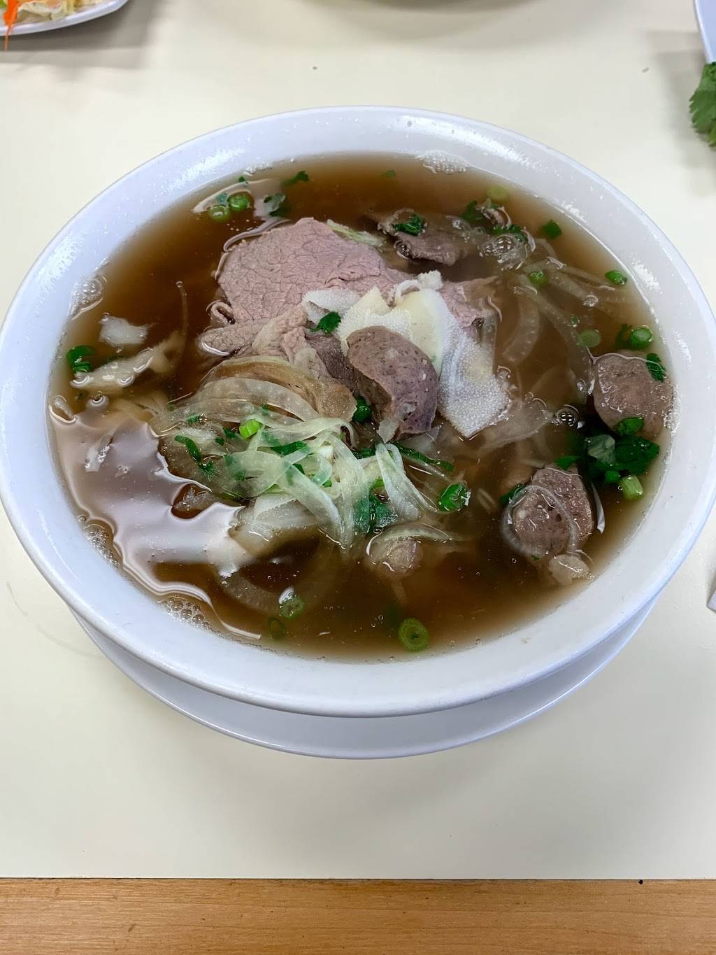 PHO 32 | restaurant | 2413 Thousand Oaks, San Antonio, TX 78232, USA | 2105989855 OR +1 210-598-9855