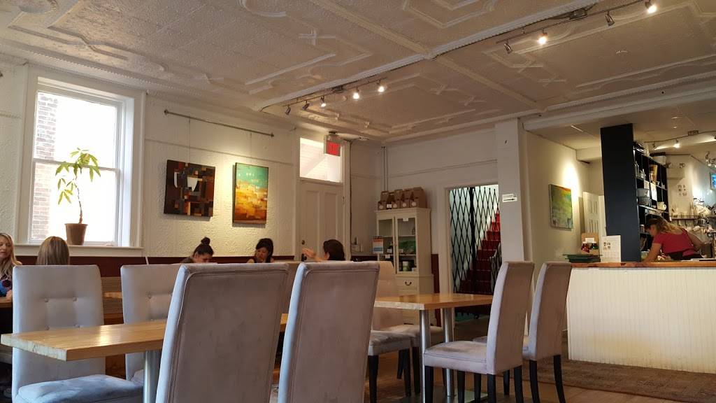 Rawlicious Markham | restaurant | 116 Main St N, Markham, ON L3P 1Y1, Canada | 9055544729 OR +1 905-554-4729