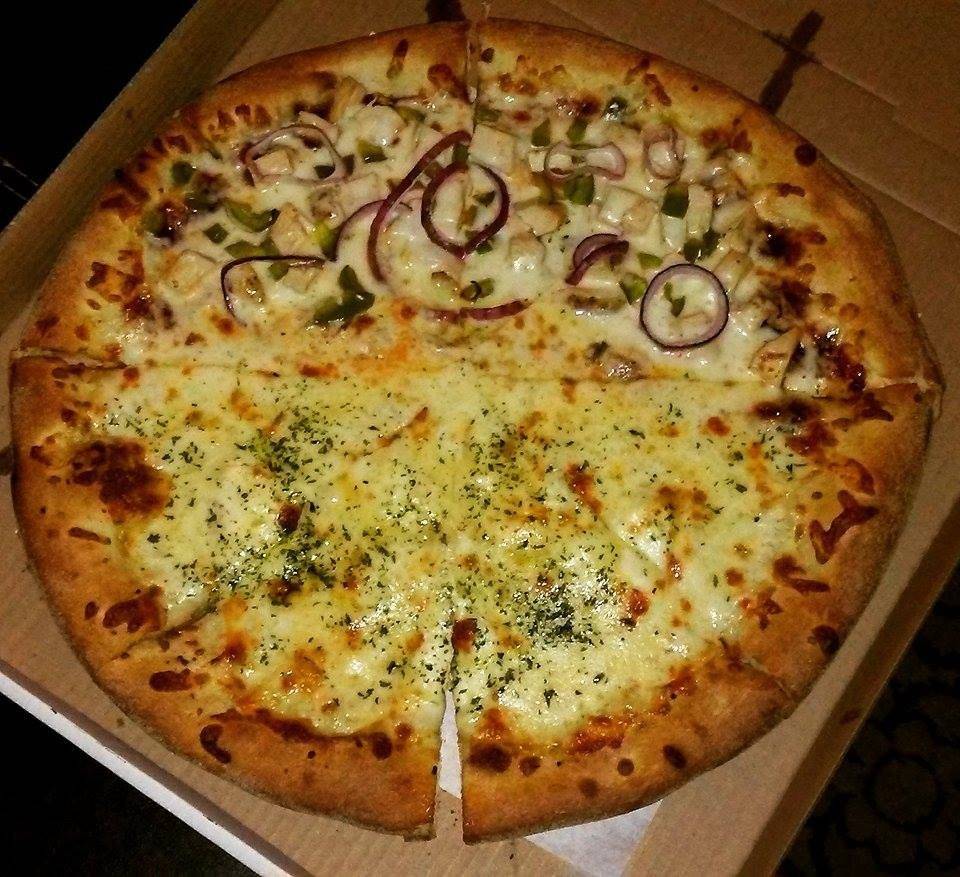 Angelinas Pizzeria | restaurant | 7790 W Cheyenne Ave, Las Vegas, NV 89129, USA | 7024633500 OR +1 702-463-3500