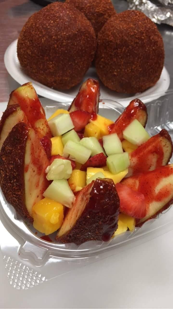 Paleteria Las Delicias De Michoacán | restaurant | 5737 W Cermak Rd, Cicero, IL 60804, USA | 7082229023 OR +1 708-222-9023