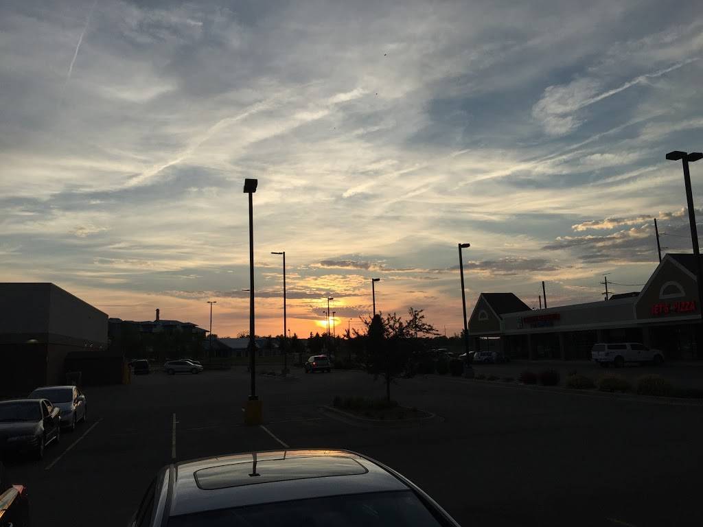 New China City | restaurant | 538 N Beacon Blvd, Grand Haven, MI 49417, USA | 6168463000 OR +1 616-846-3000