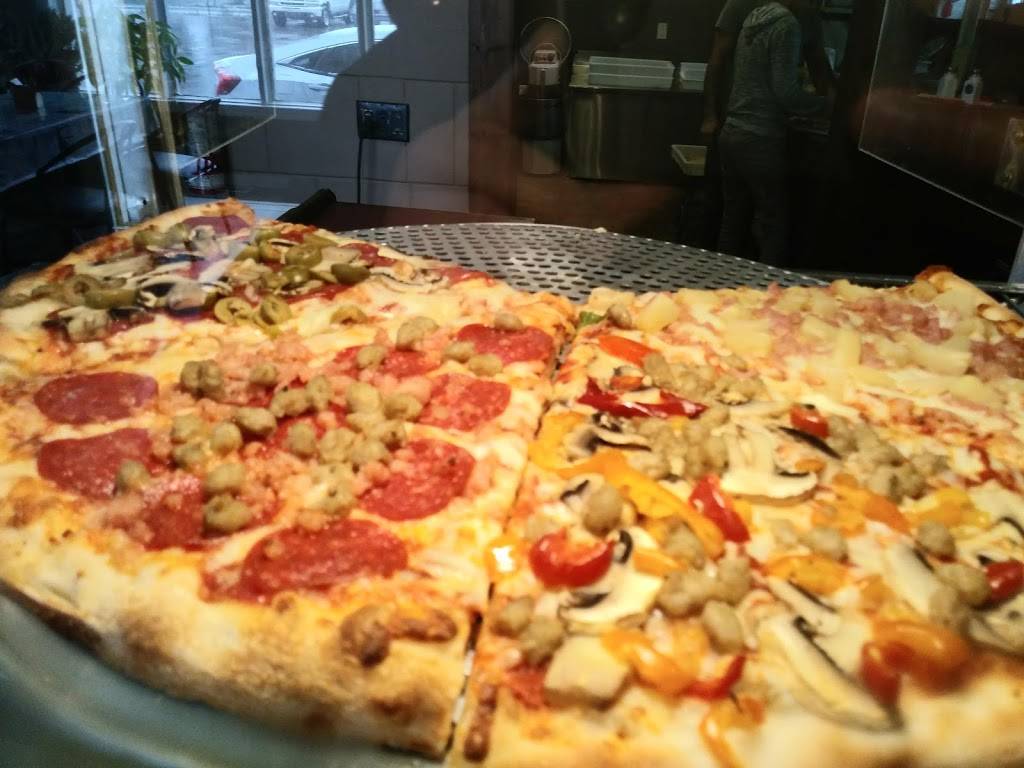 Pops Pizza | restaurant | 1212 King St N, St. Jacobs, ON N0B 2N0, Canada | 5196649953 OR +1 519-664-9953