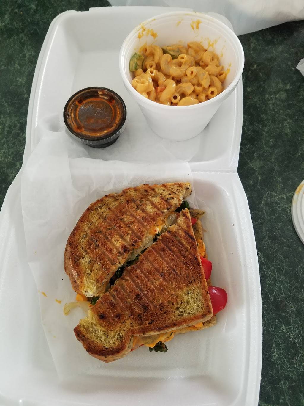 The Fresh Fix of Heights | restaurant | 2234 Lee Rd, Cleveland Heights, OH 44118, USA | 2166005423 OR +1 216-600-5423