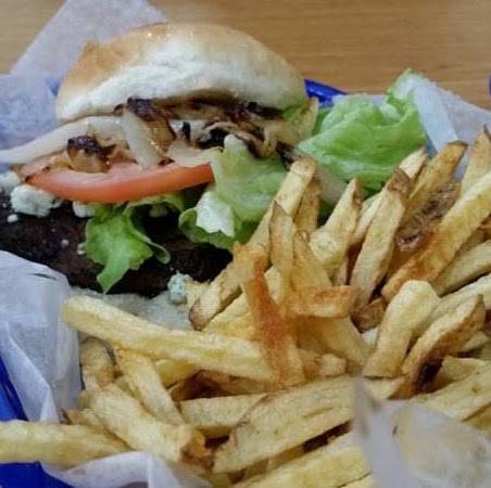 Blue Moon Family Grill | restaurant | 9036 Liberty Rd, Randallstown, MD 21133, USA | 2403138563 OR +1 240-313-8563