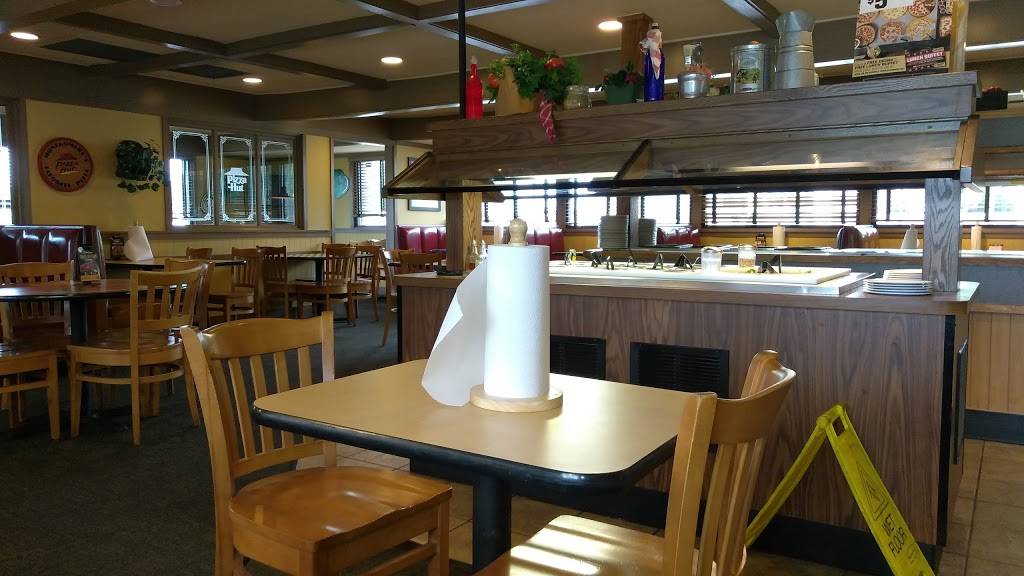 Pizza Hut | meal takeaway | 941 W South Blvd, Montgomery, AL 36108, USA | 3342882682 OR +1 334-288-2682