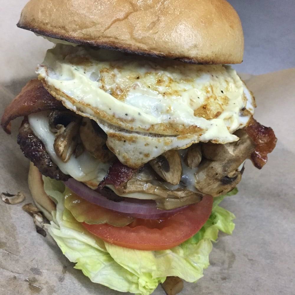 Stevies Bar & Grill | restaurant | 2705 Union Ave, San Jose, CA 95124, USA | 4085590904 OR +1 408-559-0904