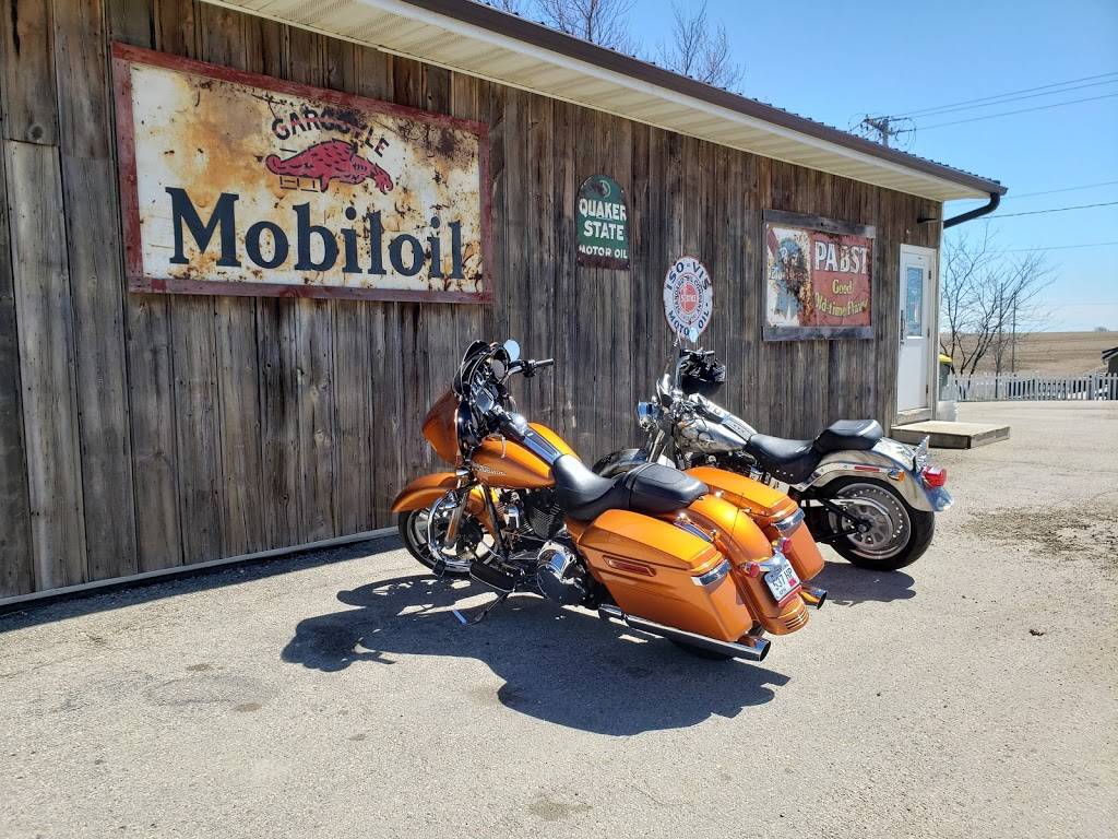 Sheddys Bar & Grill | restaurant | 407 US-18, Montfort, WI 53569, USA | 6089438711 OR +1 608-943-8711