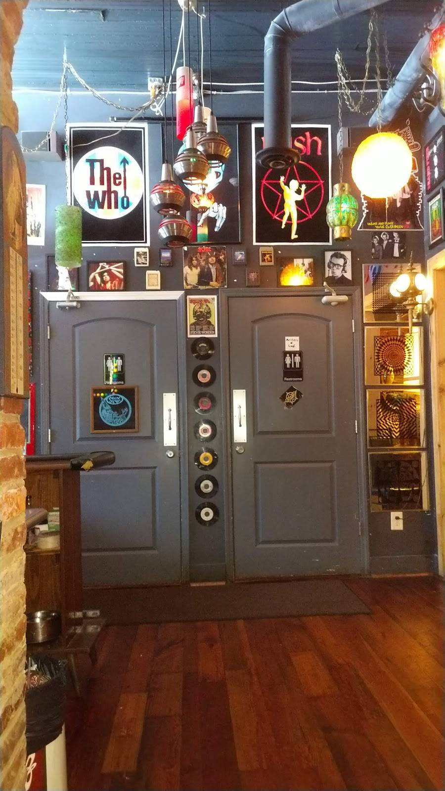 Ate Track Bar & Grill | restaurant | 25 N Wall St, Cartersville, GA 30120, USA | 4703154369 OR +1 470-315-4369