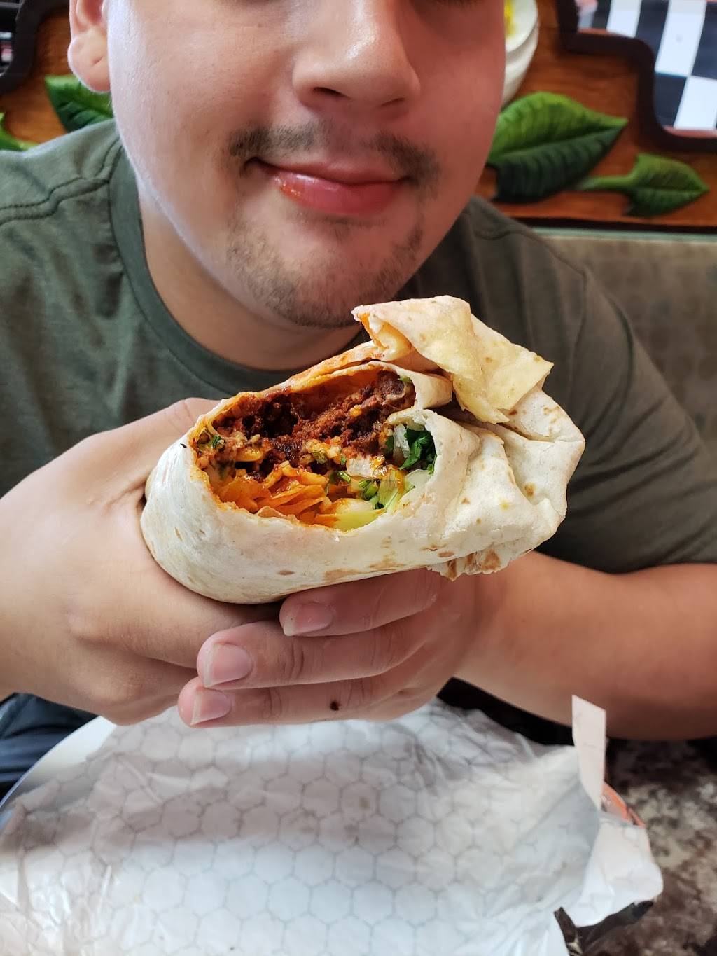 Tortas Locas LLC | restaurant | 3813 NE 4th St, Renton, WA 98056, USA | 4252710599 OR +1 425-271-0599