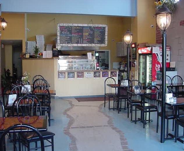 The Pizza Place | restaurant | 92 Main St, Yonkers, NY 10701, USA | 9147091050 OR +1 914-709-1050