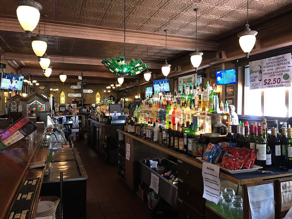 P.J. McIntyres Irish Pub | restaurant | 17119 Lorain Ave, Cleveland, OH 44111, USA | 2169419311 OR +1 216-941-9311