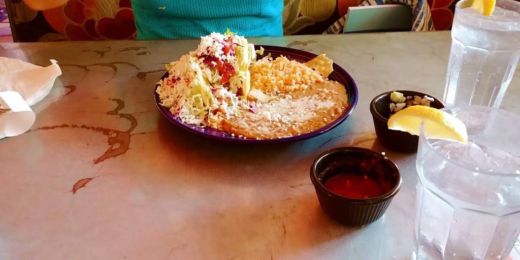 El Jardin | restaurant | 22997 Joaquin Gully Rd, Twain Harte, CA 95383, USA | 2095861898 OR +1 209-586-1898